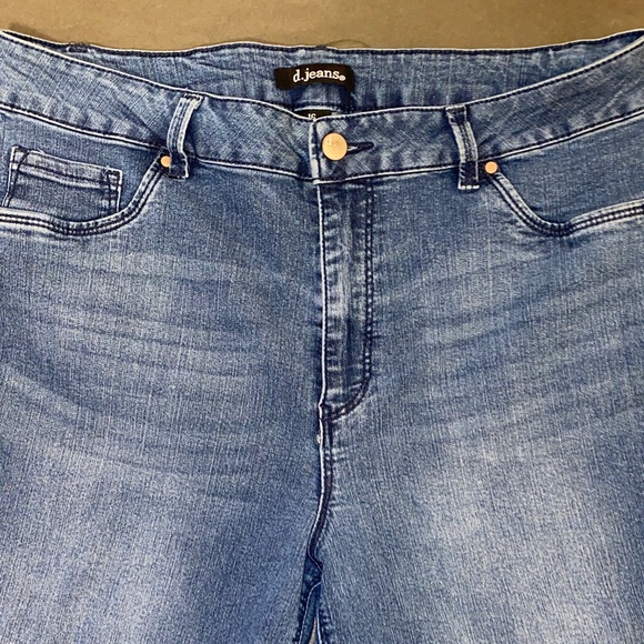 d. jeans Women's Size 16 Classic Blue Denim Jeggings - Picture 9 of 12